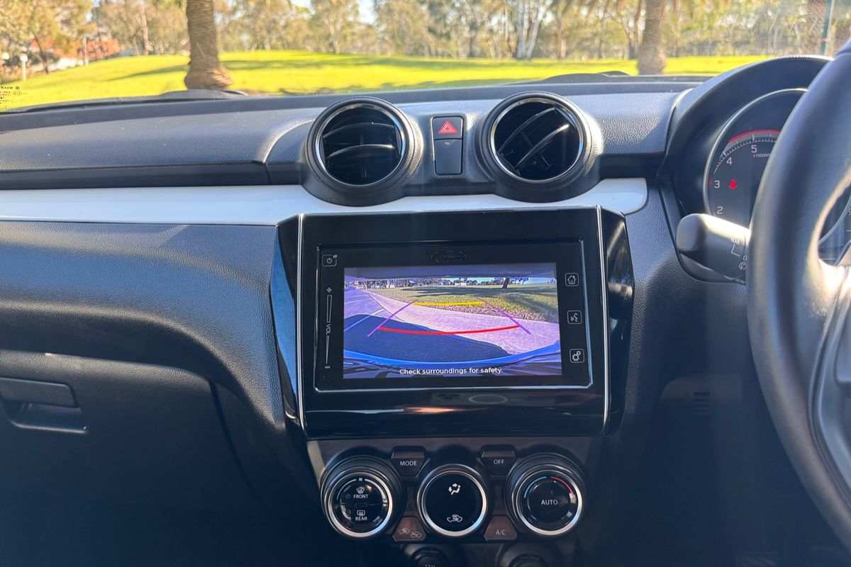 2020 Suzuki Swift GLX Turbo AZ Series II