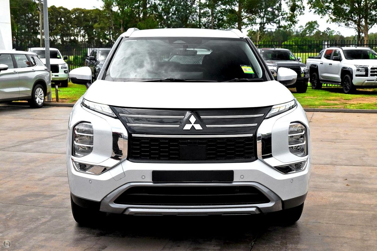 2026 Mitsubishi Outlander LS ZM