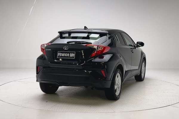 2017 Toyota C-HR NGX10R thumb-1