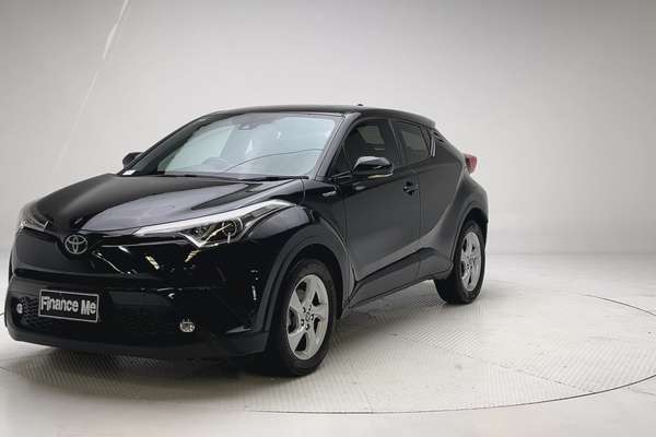 2017 Toyota C-HR NGX10R thumb-5
