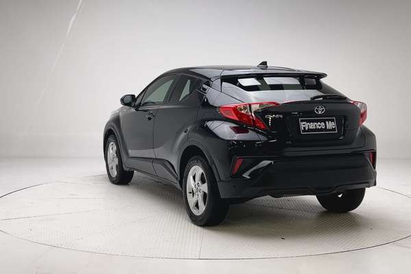2017 Toyota C-HR NGX10R thumb-8