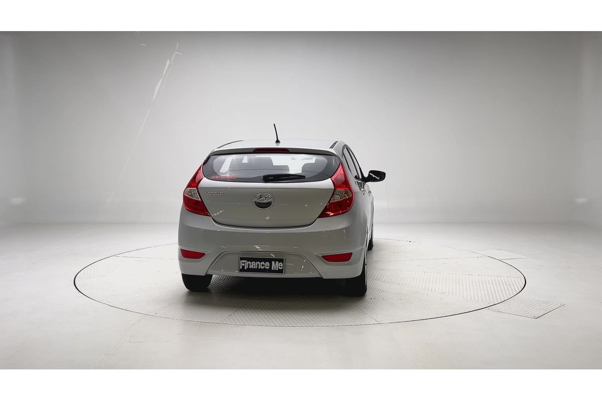 2015 Hyundai Accent Active RB3