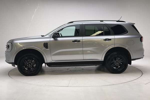 2025 Ford Everest Black Edition 2.0L thumb-3