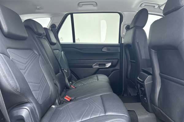 2025 Ford Everest Black Edition 2.0L thumb-11