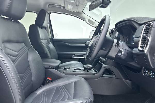 2025 Ford Everest Black Edition 2.0L thumb-12
