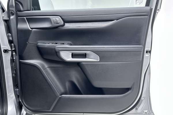 2025 Ford Everest Black Edition 2.0L thumb-18