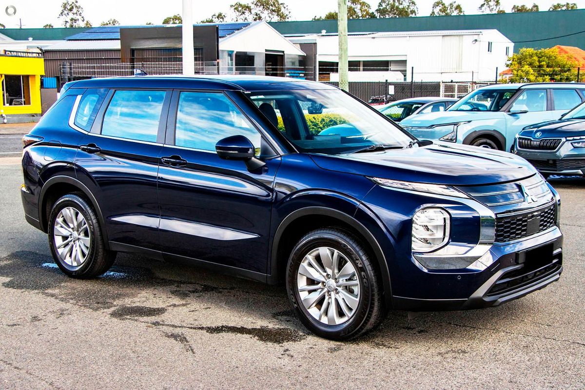 2026 Mitsubishi Outlander ES ZM