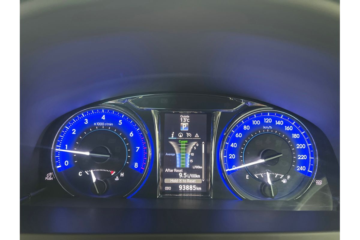 2017 Toyota Camry RZ ASV50R image 13