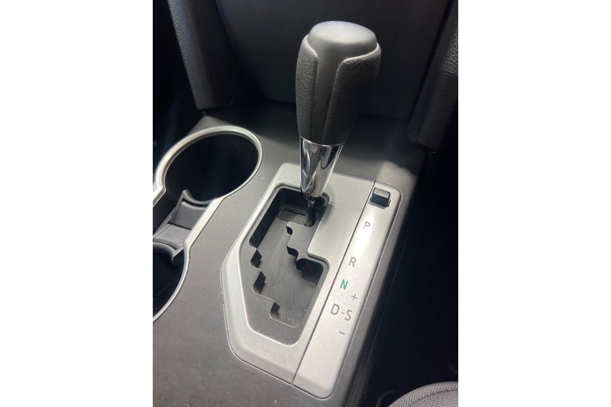2017 Toyota Camry RZ ASV50R image 18