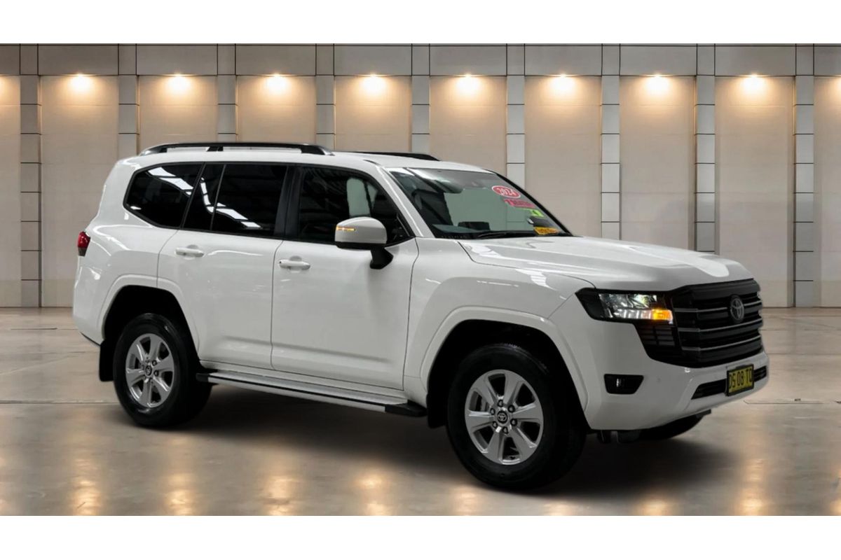 2024 Toyota Landcruiser GXL FJA300R