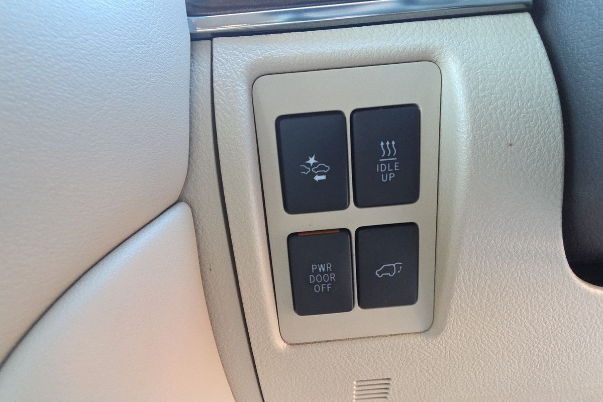 2019 Toyota Landcruiser Sahara VDJ200R