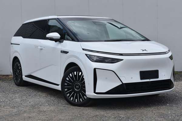 2026 XPENG X9 Standard Range