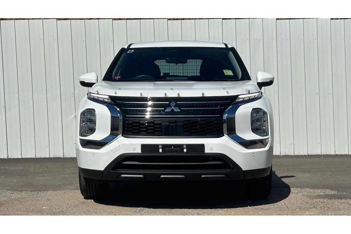 2022 Mitsubishi Outlander ES ZM