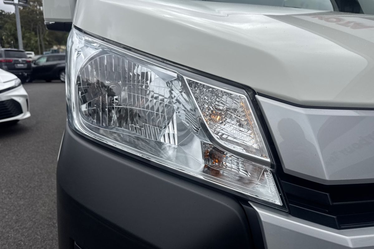 2025 Toyota Hiace GDH300R LWB