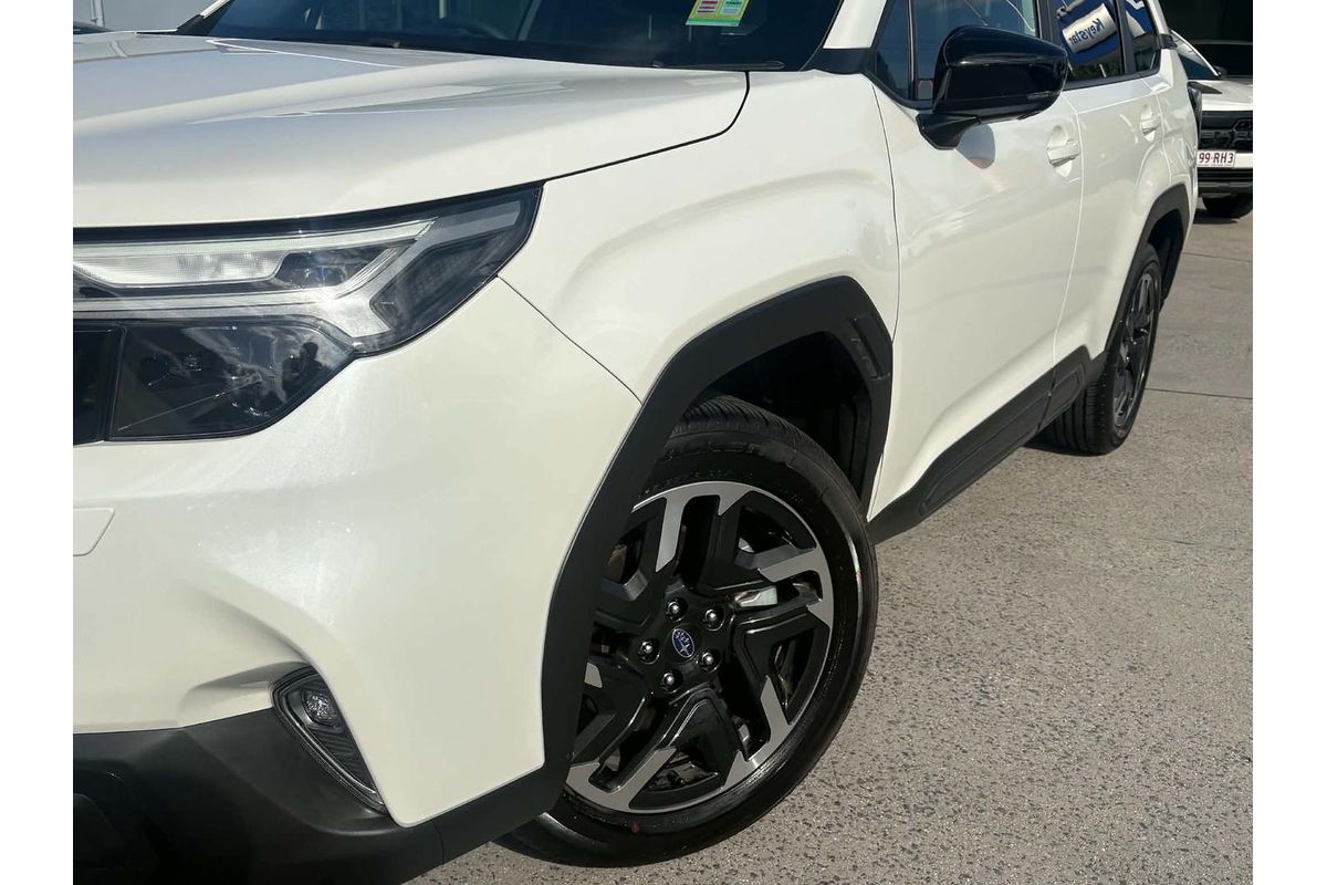 2025 Subaru Forester Touring S6