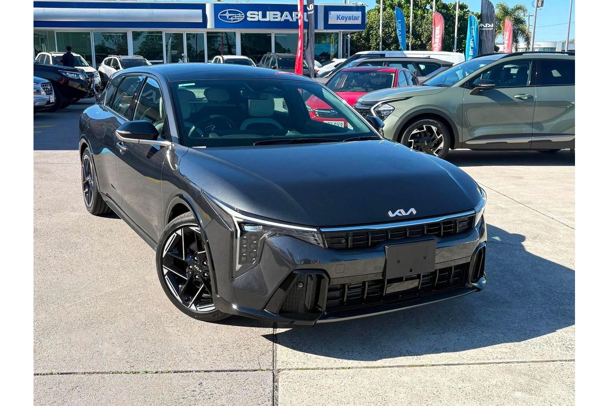 2025 Kia K4 GT-Line CL4m