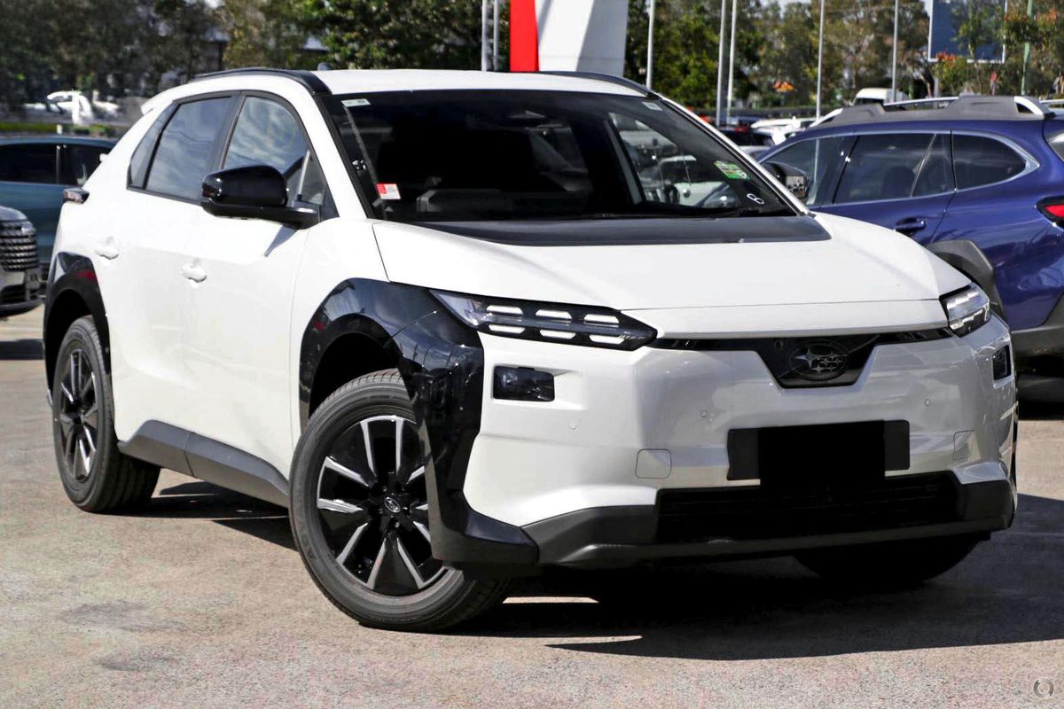 2025 Subaru Solterra AWD E1-1