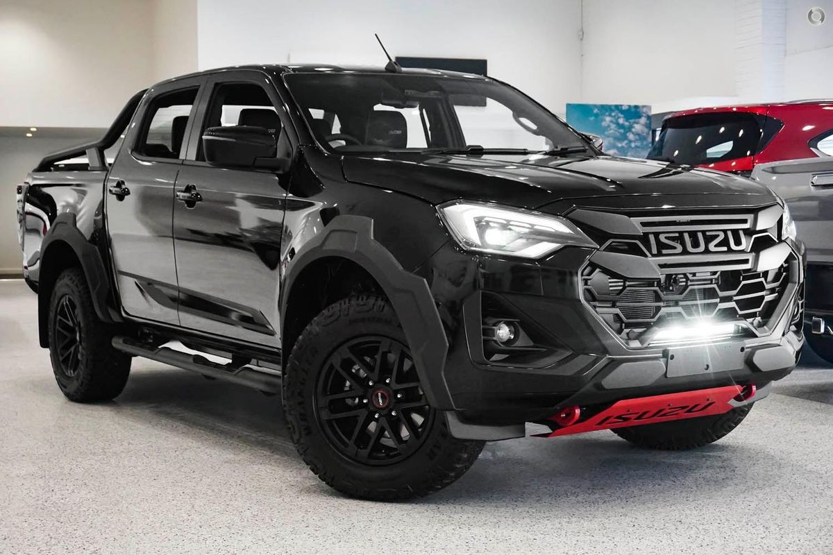 2026 Isuzu D-MAX BLADE 4X4