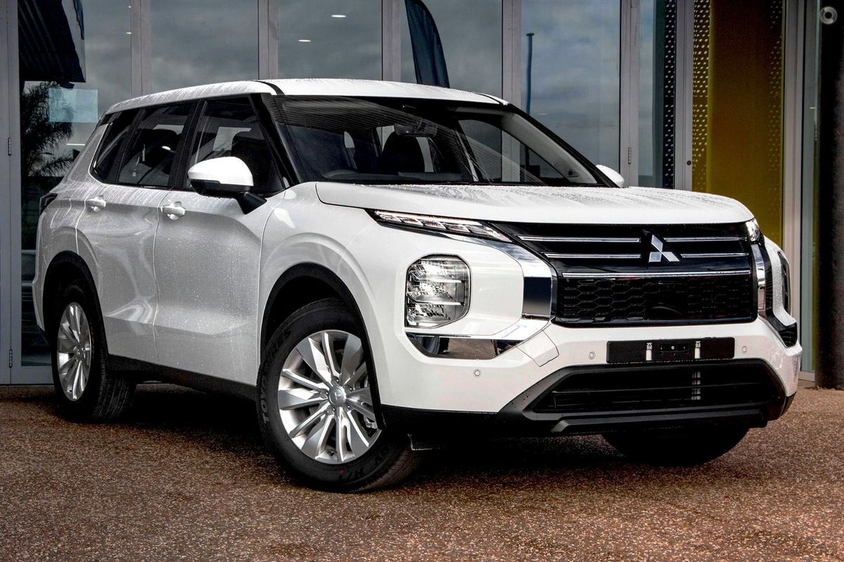 2026 Mitsubishi Outlander ES ZM