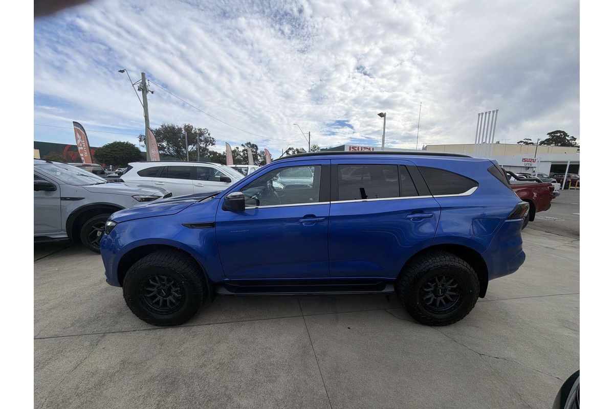 2026 Isuzu MU-X LS-T
