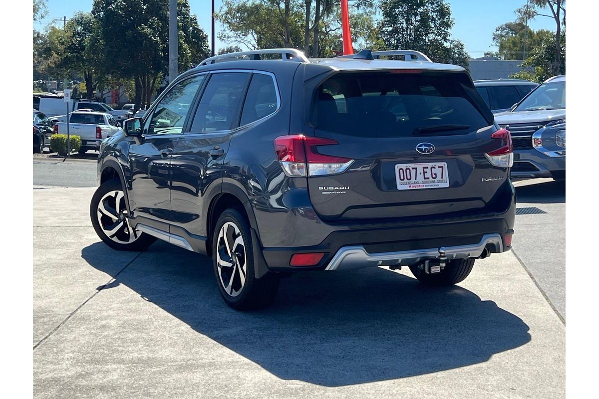 2022 Subaru Forester 2.5i-S S5