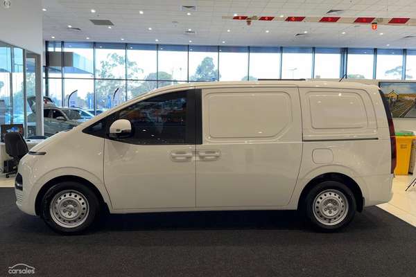 2025 Hyundai STARIA LOAD US4.V3