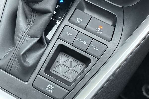 2025 Toyota RAV4 GX AXAH52R thumb-17