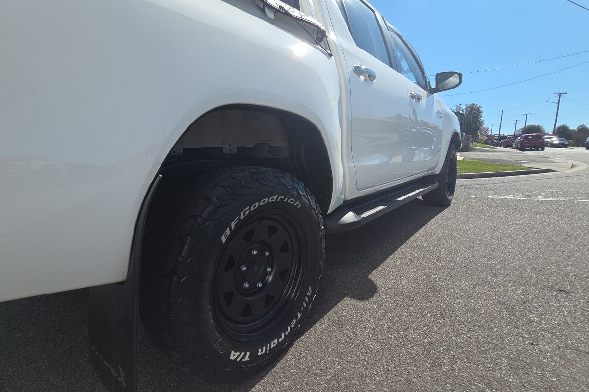 2016 Toyota Hilux SR GUN126R 4X4