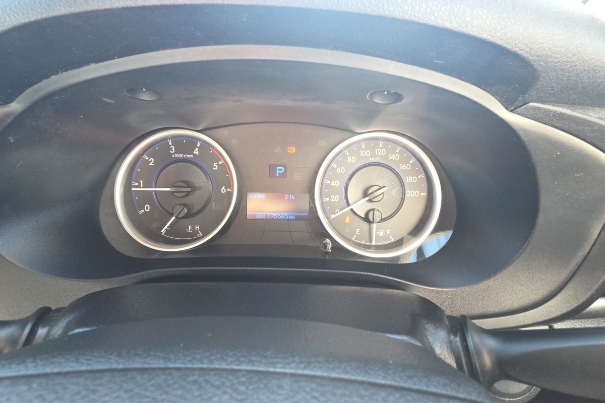 2016 Toyota Hilux SR GUN126R 4X4