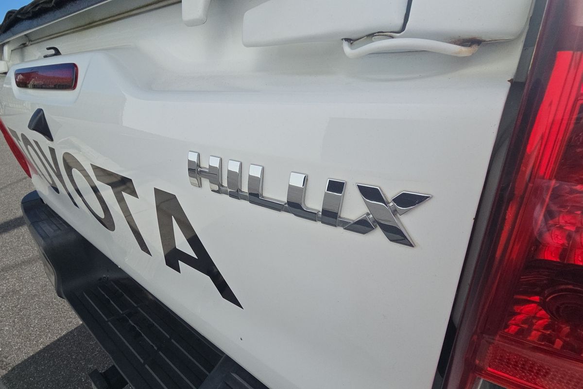 2016 Toyota Hilux SR GUN126R 4X4