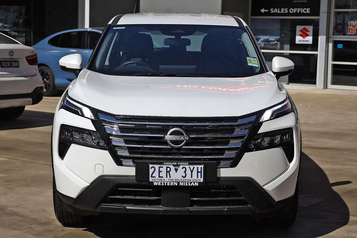 2026 Nissan X-TRAIL ST T33