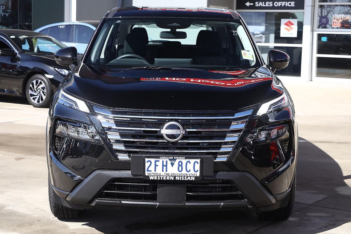 2026 Nissan X-TRAIL ST T33