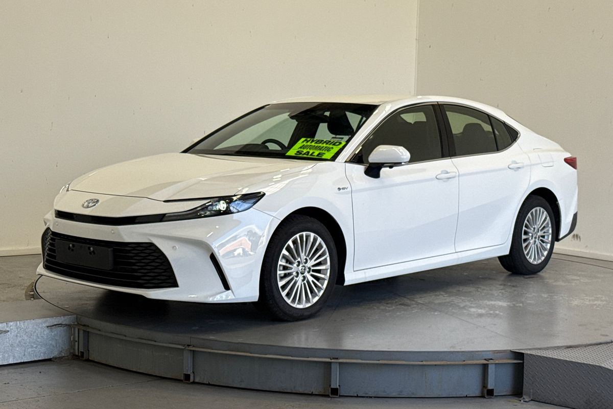 2025 Toyota Camry Ascent AXVH80R