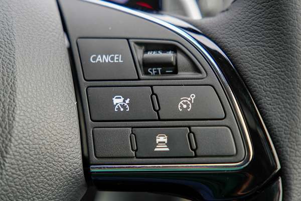 2025 Mitsubishi Eclipse Cross PHEV Aspire YB thumb-13