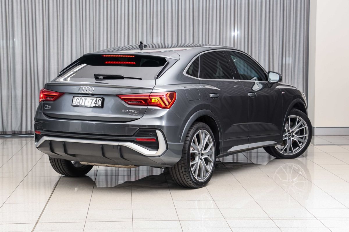 2020 Audi Q3 40 TFSI S line F3