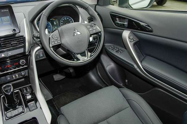 2025 Mitsubishi Eclipse Cross PHEV Aspire YB thumb-17