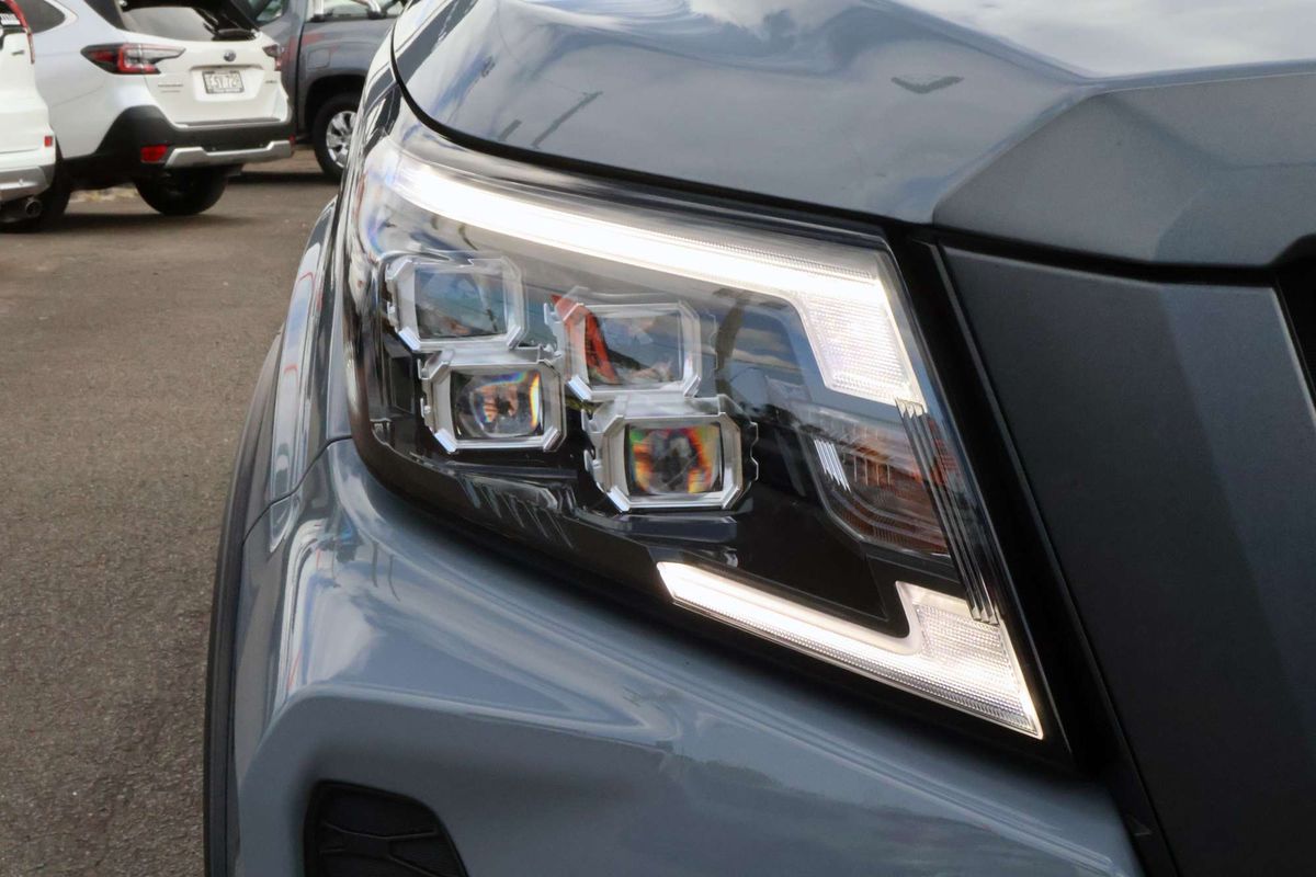2024 Nissan Navara PRO-4X D23 4X4 image 2
