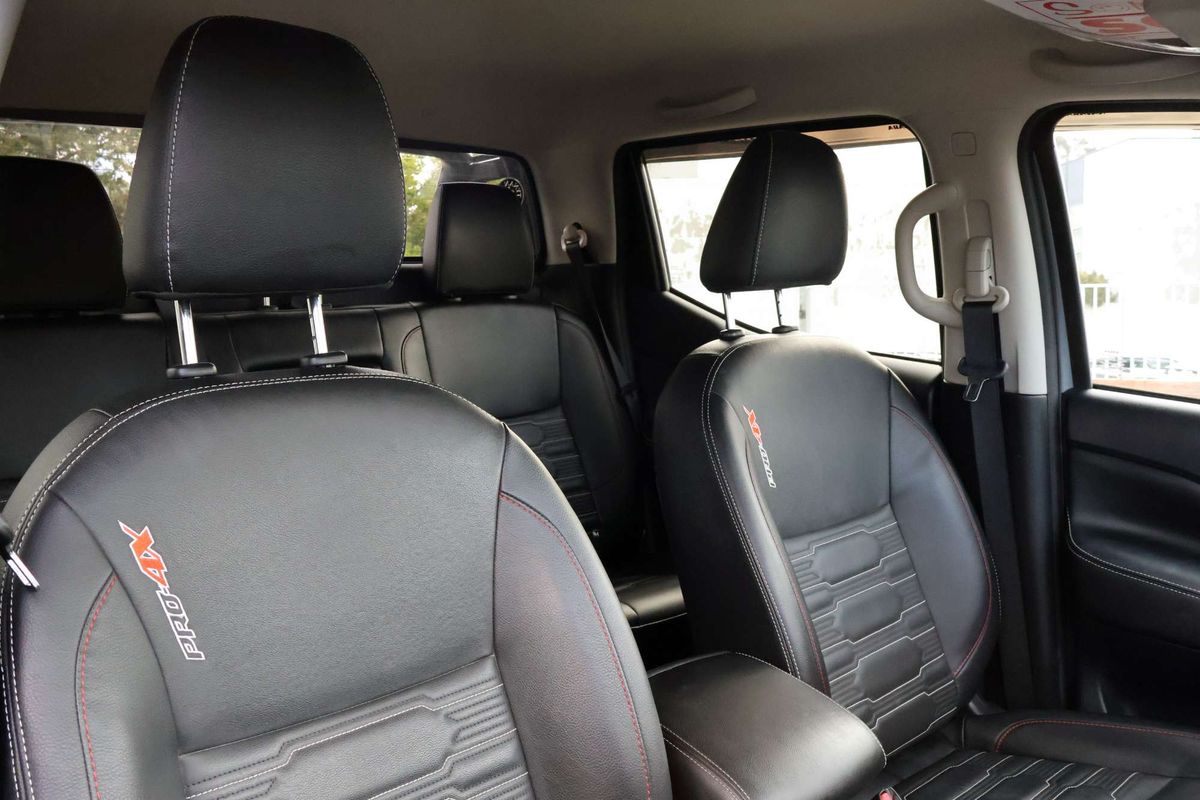2024 Nissan Navara PRO-4X D23 4X4 image 4