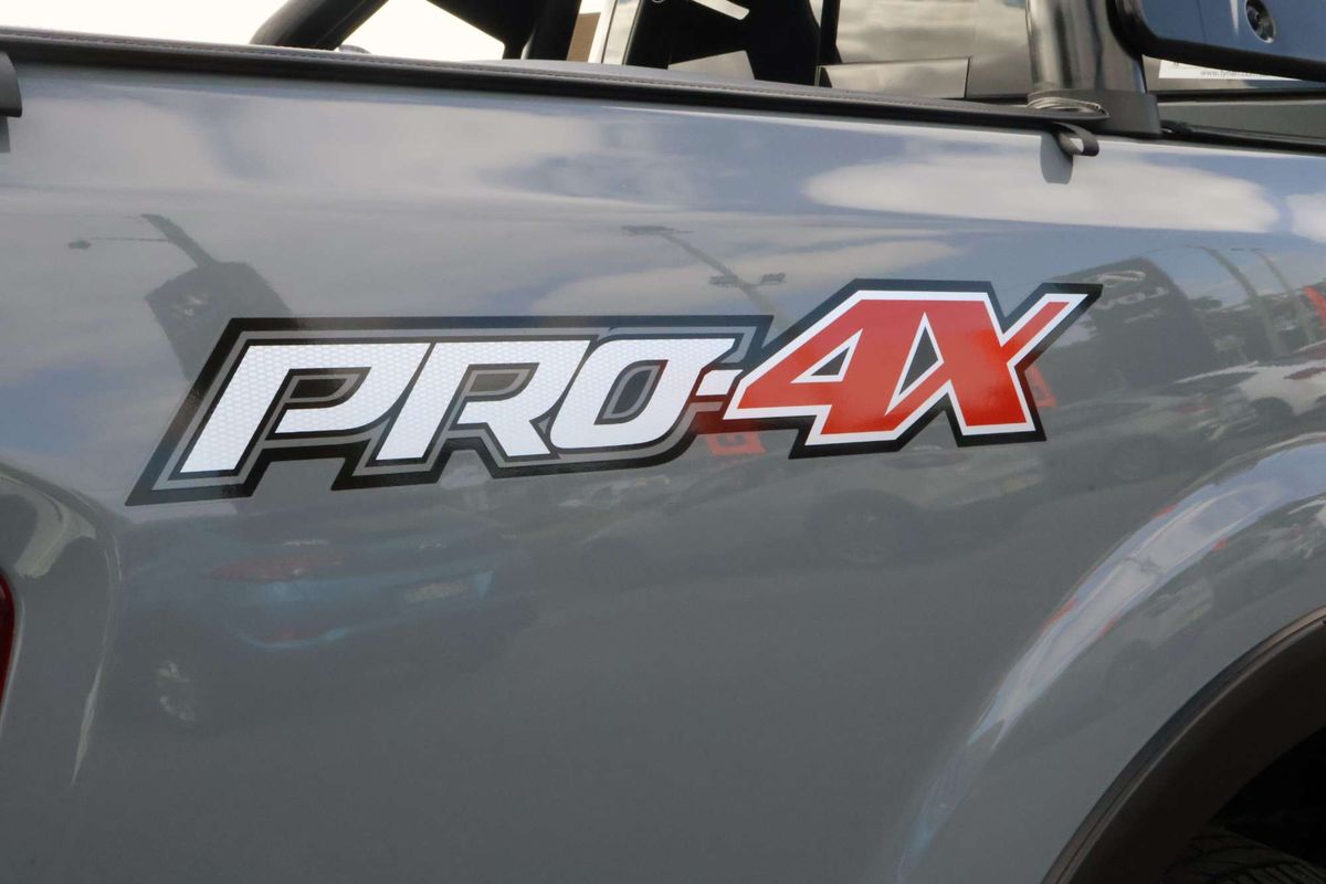 2024 Nissan Navara PRO-4X D23 4X4 image 16