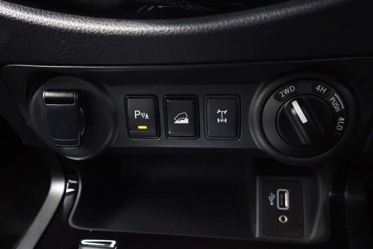 2024 Nissan Navara PRO-4X D23 4X4 image 17