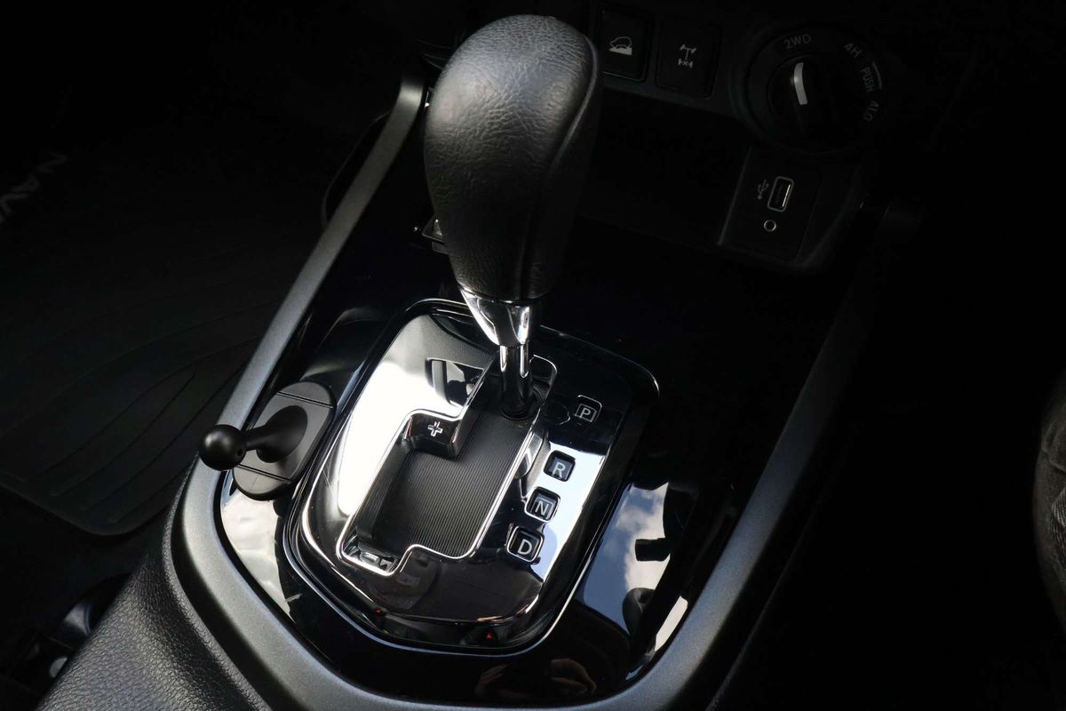2024 Nissan Navara PRO-4X D23 4X4 image 21