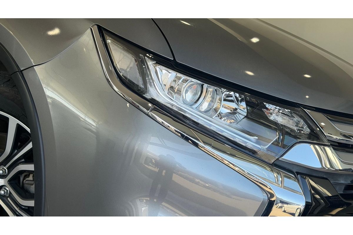 2017 Mitsubishi Outlander LS Safety Pack ZK