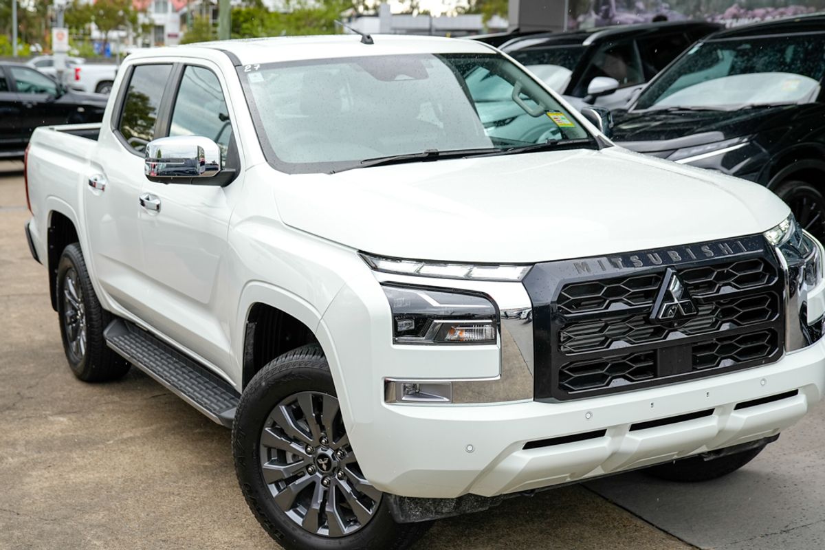 2025 Mitsubishi Triton GLS MV 4X4