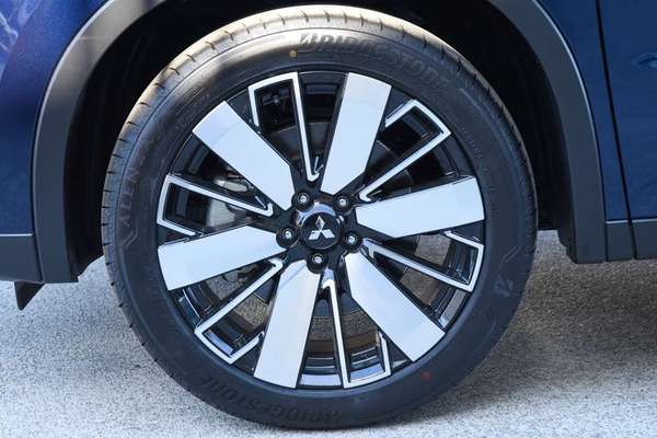 2026 Mitsubishi Outlander Aspire ZM thumb-3