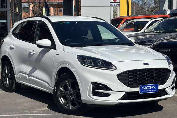 2022 Ford Escape ST-Line ZH