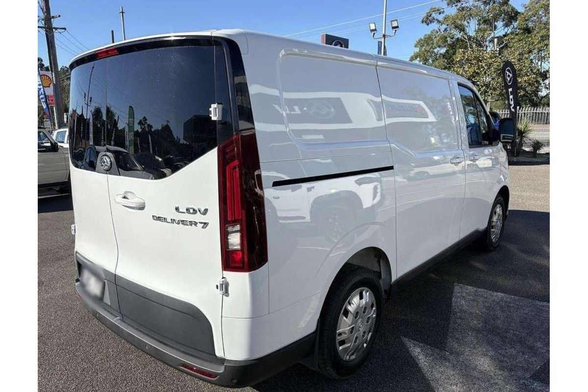 2026 LDV Deliver 7 LWB Low Roof image 16