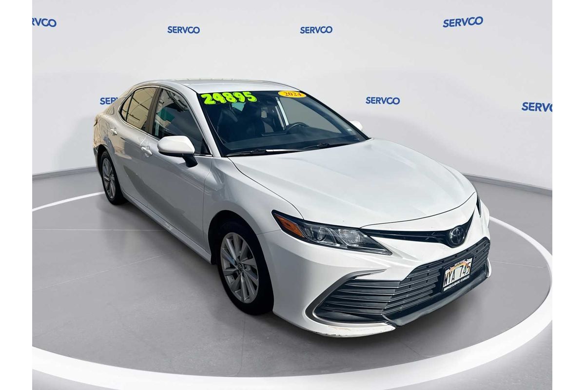 2024 Toyota Camry LE
