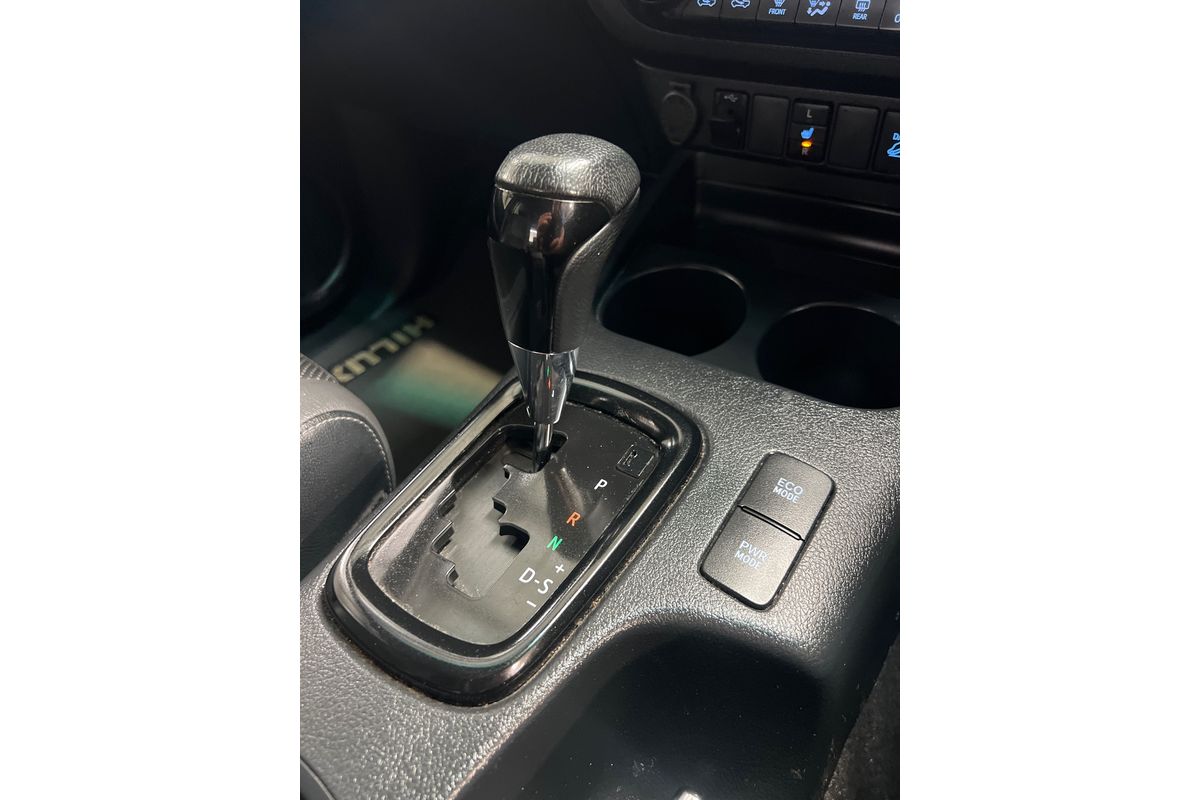 2020 Toyota Hilux Rogue GUN126R 4X4 image 21