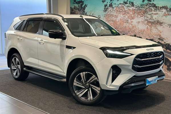 2025 Isuzu MU-X LS-T