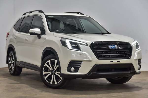 2023 Subaru Forester 2.5i Premium S5
